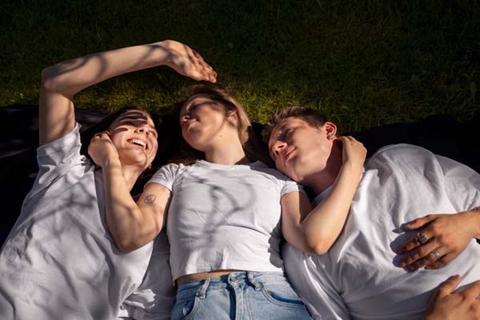 Newcastle polyamory couple