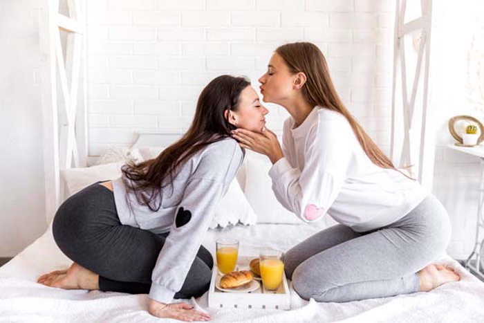 Lesbian Hookup