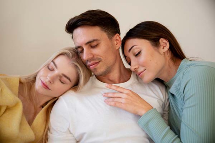 Saskatoon couple threesome
