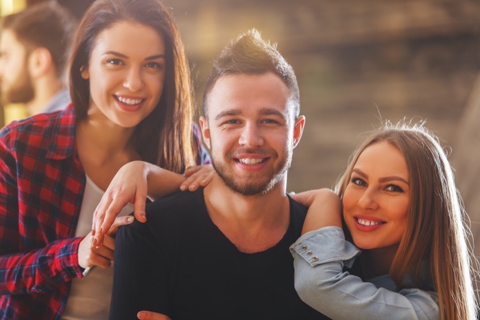 threesome dating app in Carrollton