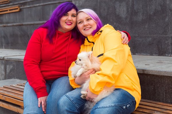 lesbian dating