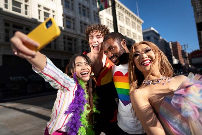 LGBTQ singles dating