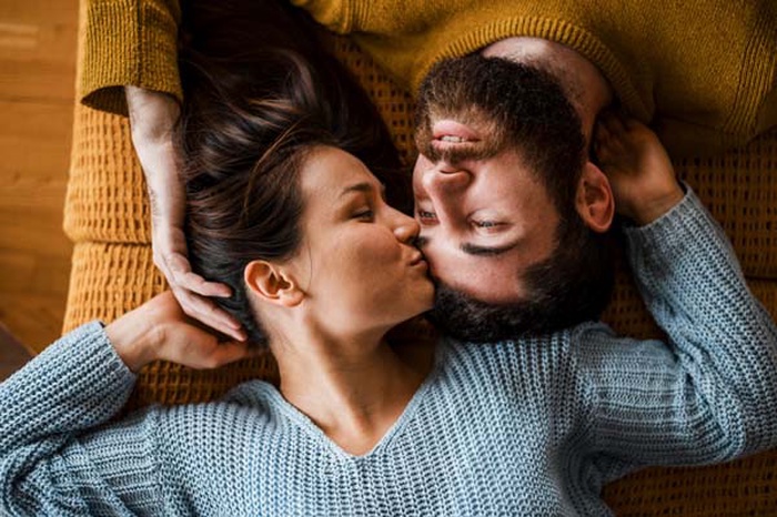 Pourquoi les couples bisexuels &agrave; Grand Est recherchent-ils un troisi&egrave;me partenaire sur BiCupid