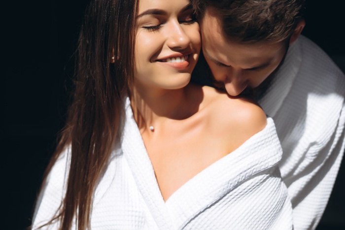 threesome dating app in Winnipeg