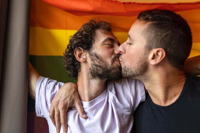free gay voice chat