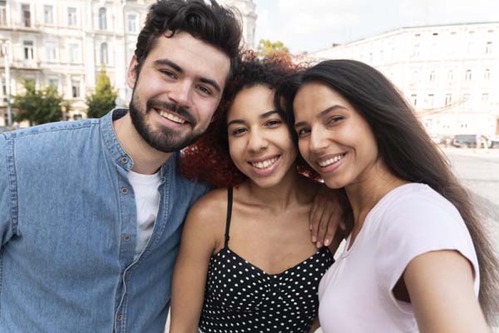bisexual dating