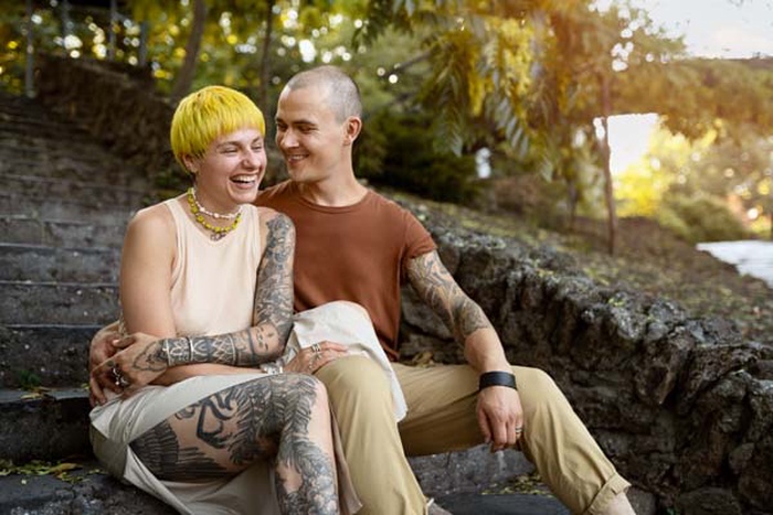Start Bisexual Couples Dating in Glendale, California