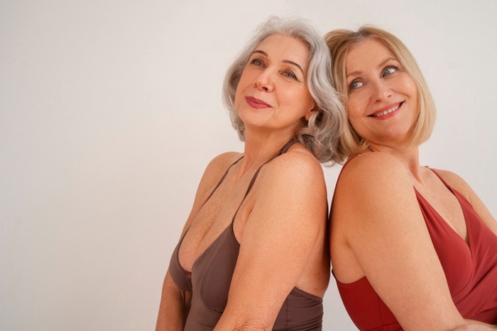 mature lesbian dating