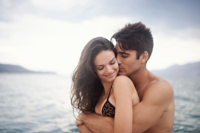 threesome dating app