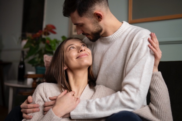 poly dating app in Palmdale