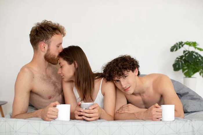 swingers dating