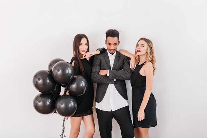 threesome dating in Boston