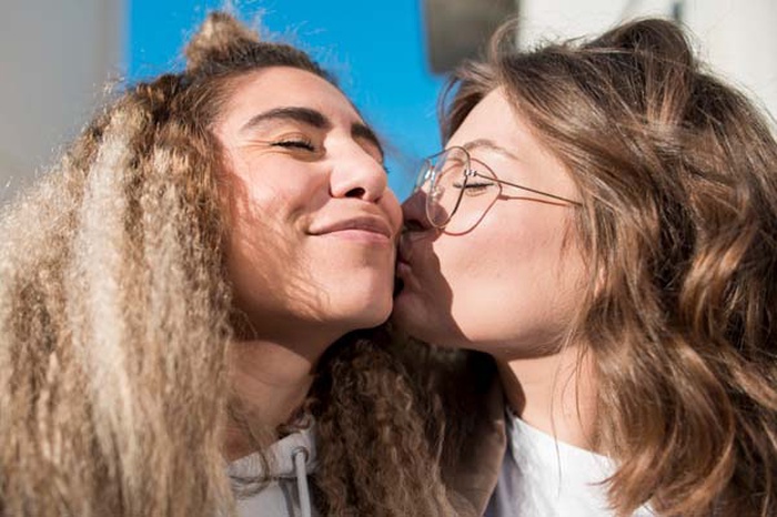 bisexual women in Newport News