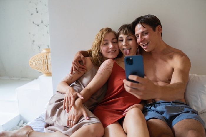 threesome dating app in Shreveport