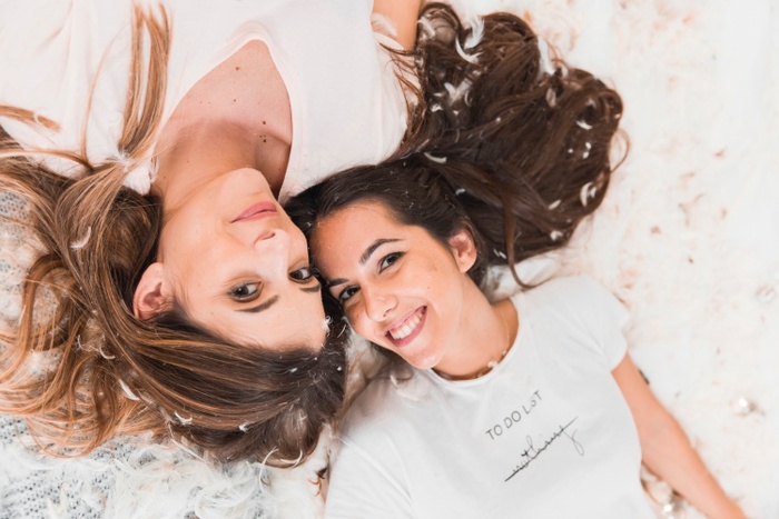 threesome dating app in Portsmouth