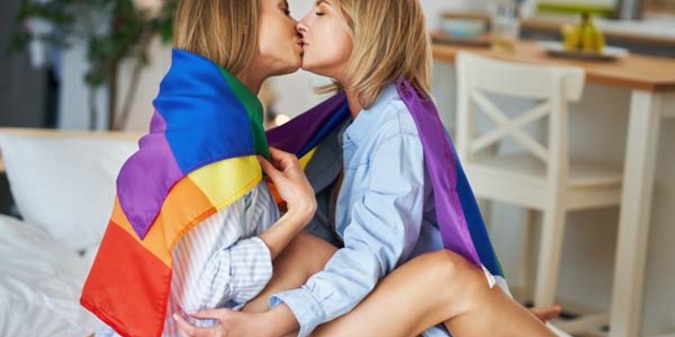 Lesbian Dating