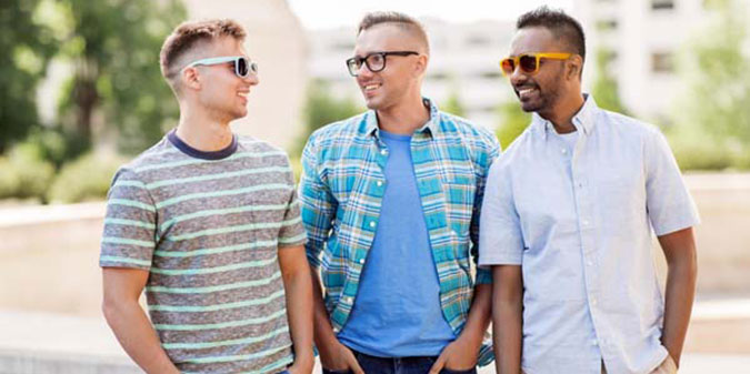 How to Tell If Your Friend Is Gay